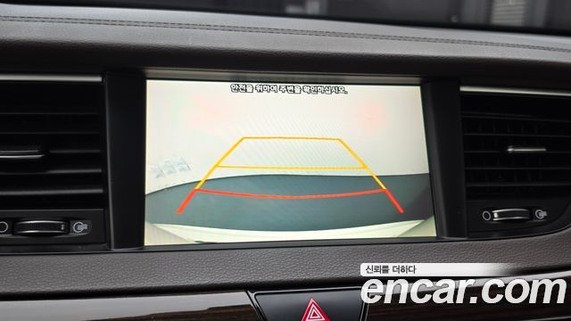 Kia K7 2018 — photo 21