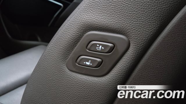Kia K7 2018 — photo 22