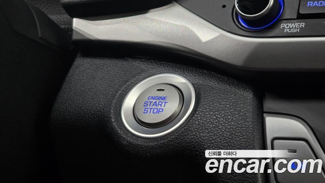 Hyundai AVANTE 2018 — photo 25
