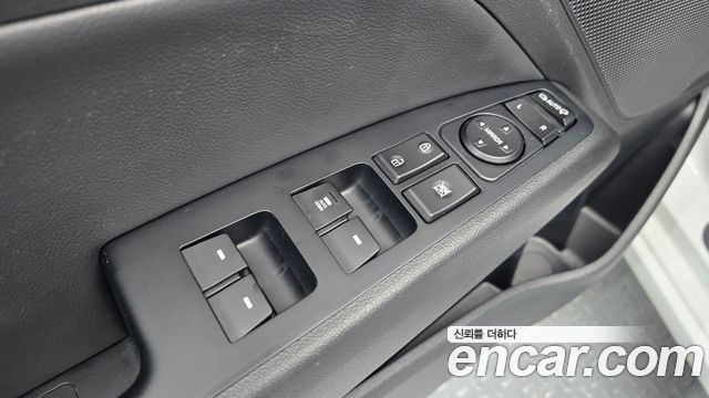 Hyundai AVANTE 2018 — photo 26