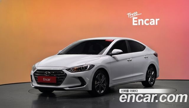 Hyundai AVANTE 2018 — photo 1