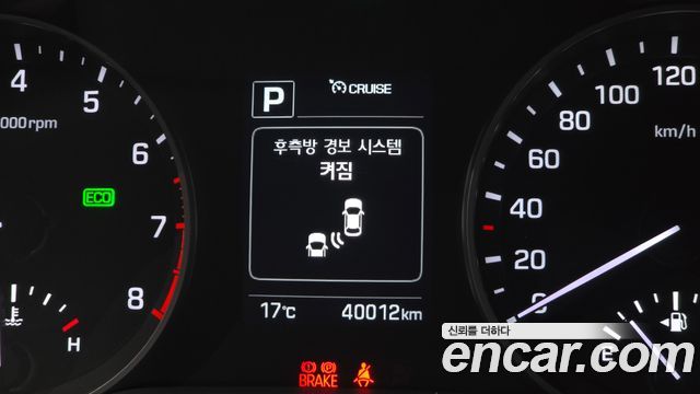 Hyundai AVANTE 2018 — photo 30