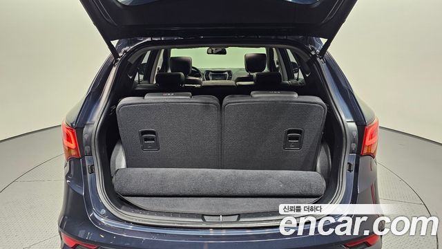 Hyundai Santafe 2016 — photo 31