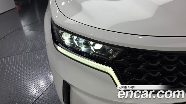 Kia Sorento 2021 — photo 8