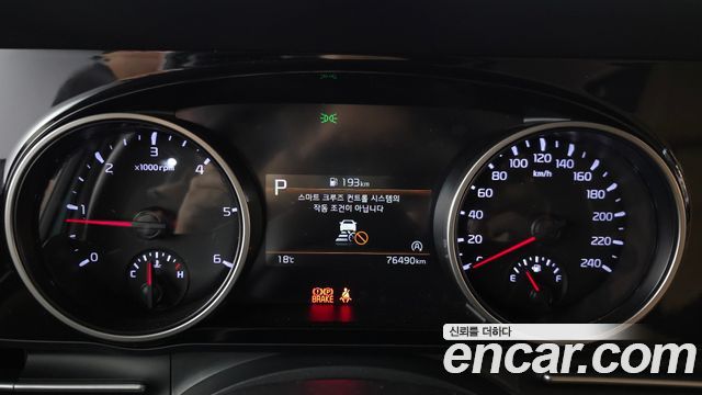 Kia Canival 2022 — photo 8