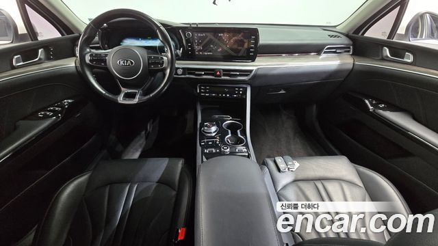 Kia K5 2020 — photo 10