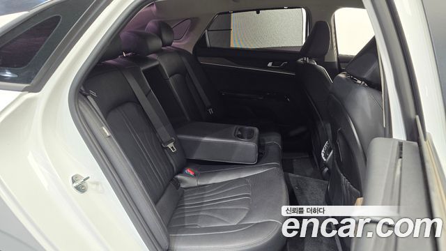 Kia K5 2020 — photo 17