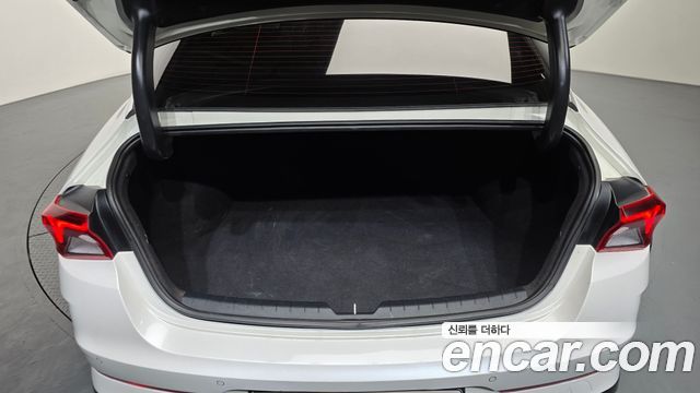 Kia K5 2020 — photo 23