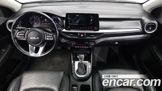 Kia K3 2022 — photo 10