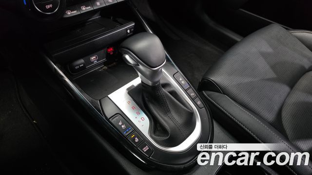 Kia K3 2022 — photo 12