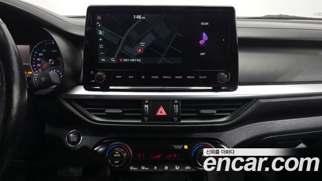 Kia K3 2022 — photo 20