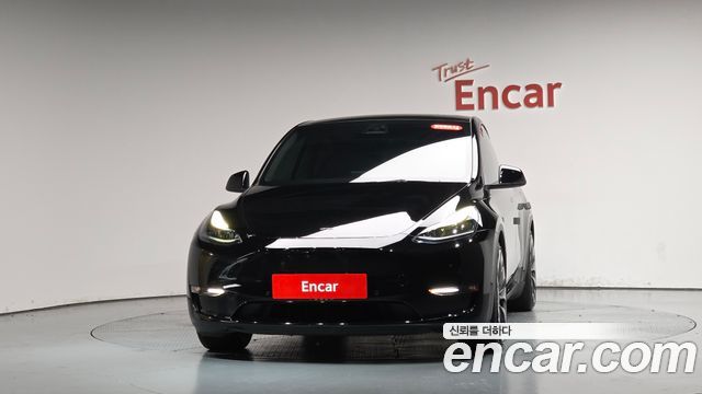 Tesla Model Y 2022 — photo 3
