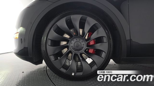 Tesla Model Y 2022 — photo 5