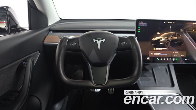 Tesla Model Y 2022 — photo 19