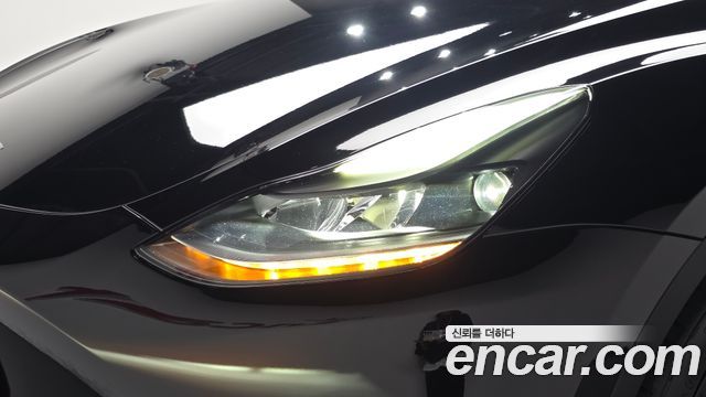 Tesla Model Y 2022 — photo 8