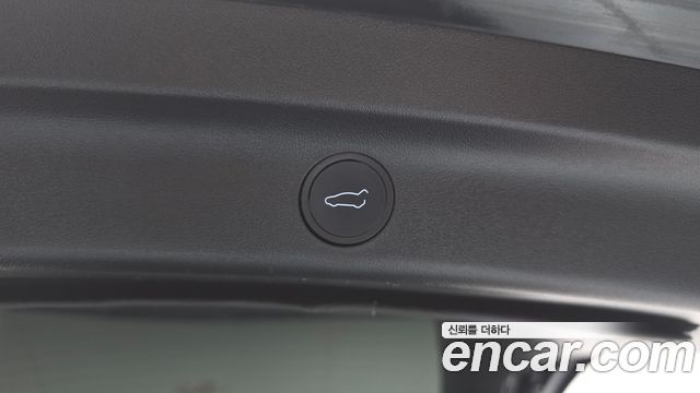 Tesla Model Y 2022 — photo 31