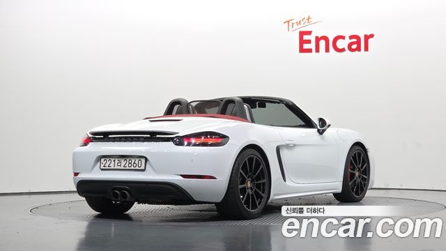 Porsche 718 2017 — photo 2