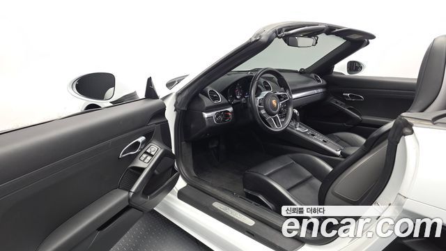 Porsche 718 2017 — photo 13