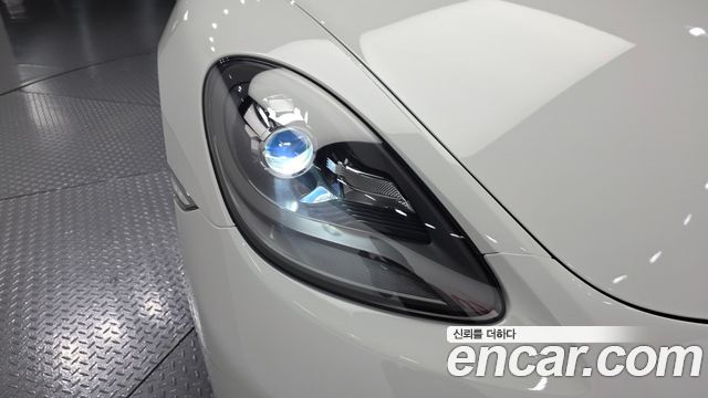 Porsche 718 2017 — photo 8