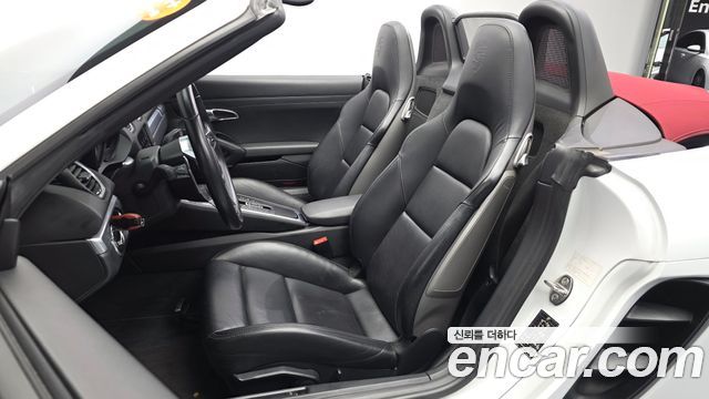 Porsche 718 2017 — photo 16
