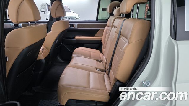Hyundai Santafe 2025 — photo 11