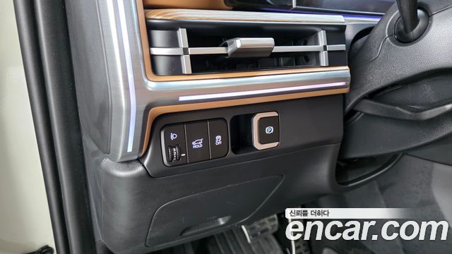 Hyundai Santafe 2025 — photo 12