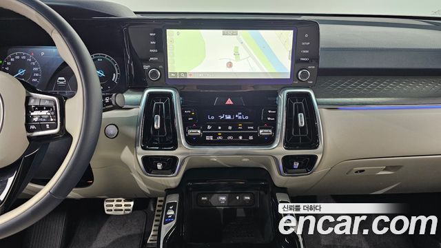 Kia Sorento 2022 — photo 16