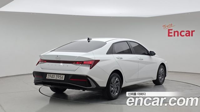 Hyundai AVANTE 2025 — photo 2