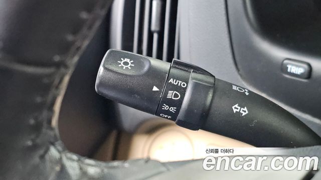 Hyundai Starex 2011 — photo 28