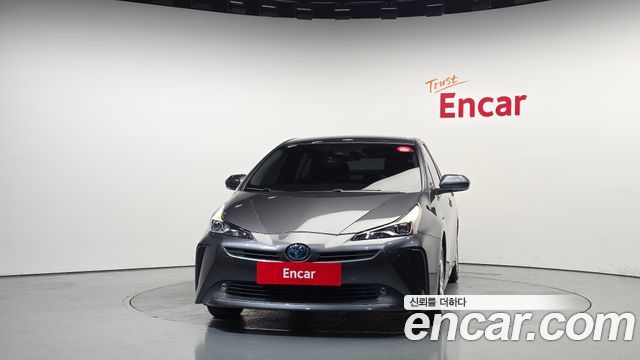 Toyota Prius 2021 — photo 3