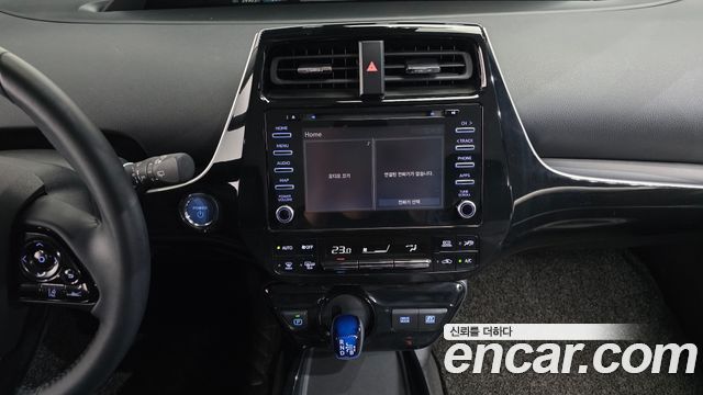 Toyota Prius 2021 — photo 21
