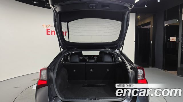 Toyota Prius 2021 — photo 26