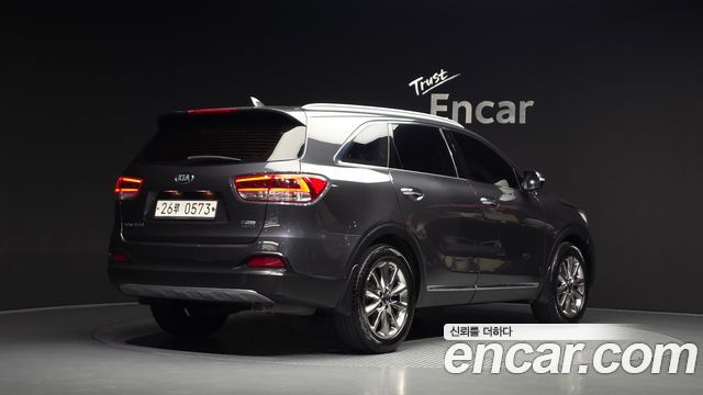 Kia Sorento 2016 — photo 2