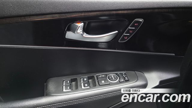 Kia Sorento 2016 — photo 27