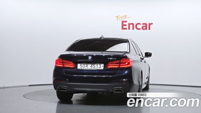 BMW 5-Series 2018 — photo 4