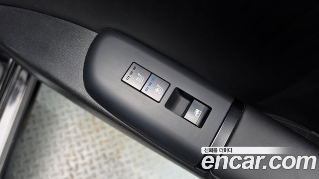 Hyundai Grandeur 2023 — photo 24