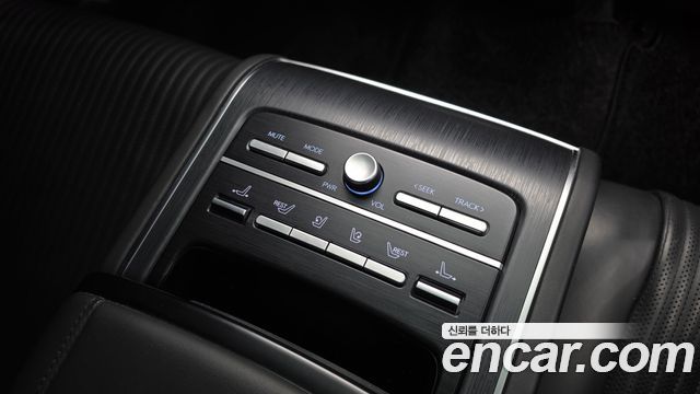 Hyundai Grandeur 2023 — photo 28