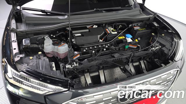 Audi Q4 e-tron 2023 — photo 6
