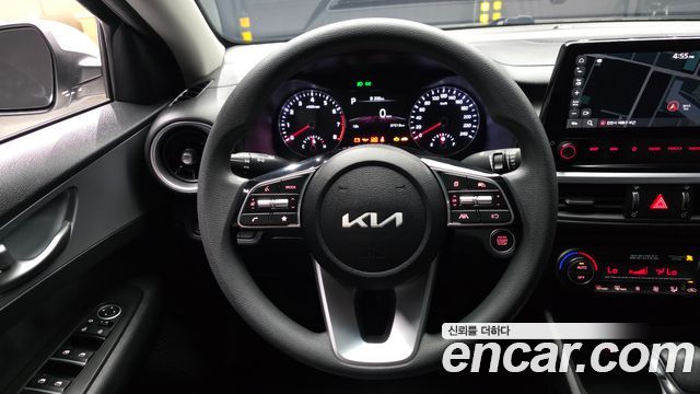 Kia K3 2022 — photo 19