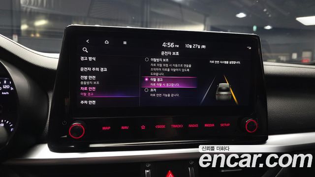 Kia K3 2022 — photo 22