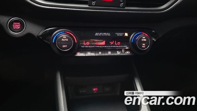 Kia K3 2022 — photo 23