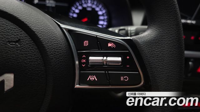 Kia K3 2022 — photo 24