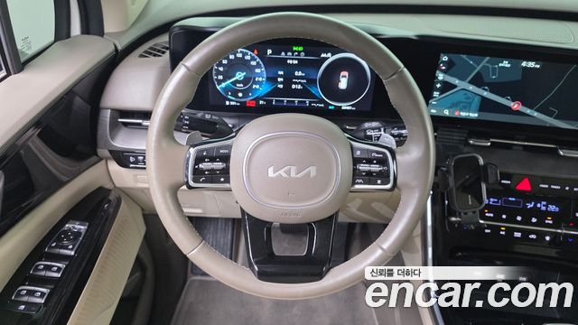 Kia Canival 2023 — photo 19