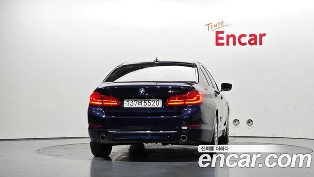 BMW 5-Series 2020 — photo 4