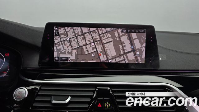 BMW 5-Series 2020 — photo 20