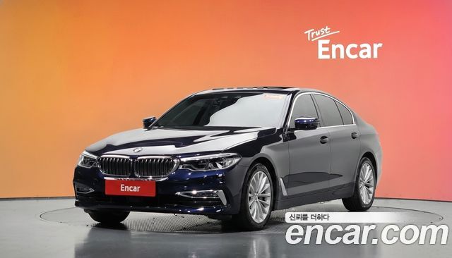 BMW 5-Series 2020 — photo 1