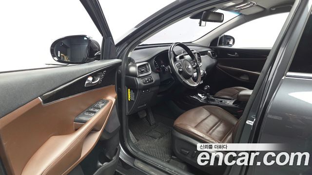 Kia Sorento 2016 — photo 13