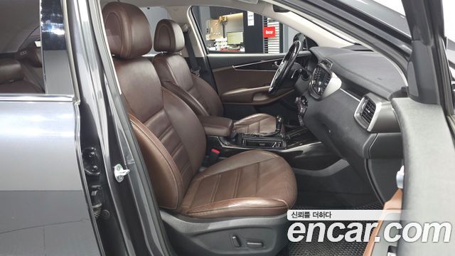 Kia Sorento 2016 — photo 17