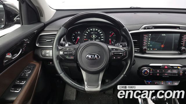 Kia Sorento 2016 — photo 19