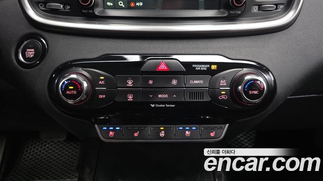 Kia Sorento 2016 — photo 22